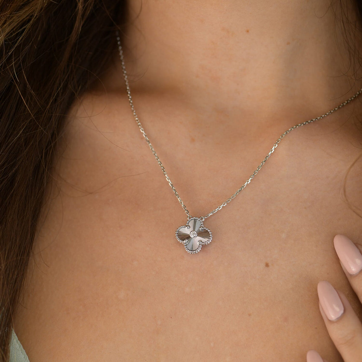 [OrnoraJewelry]CLOVER  15MM DIAMOND LASER NECKLACE SILVER