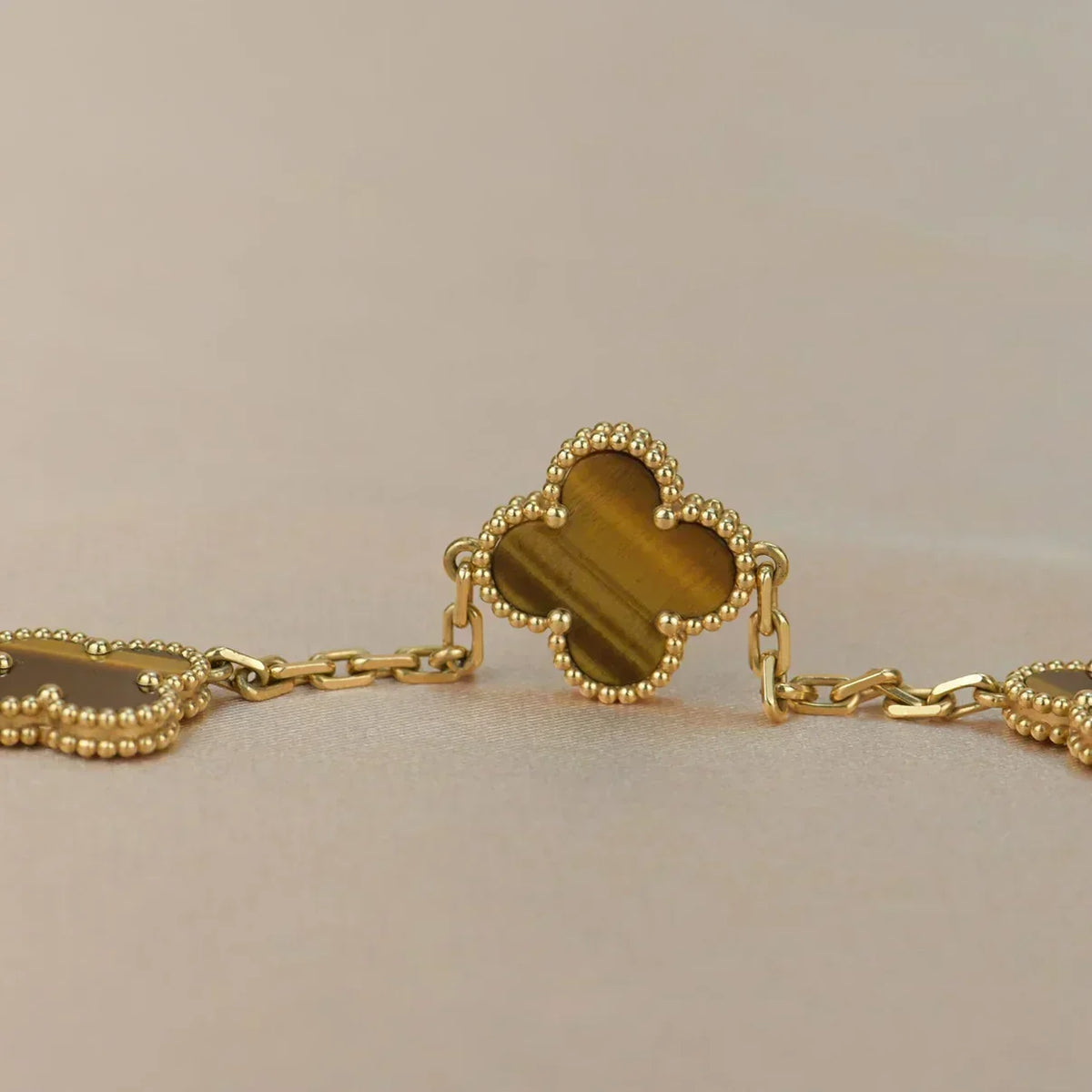 [OrnoraJewelry] CLOVER 5 MOTIFS TIGER EYE BRACELET COLLECTION