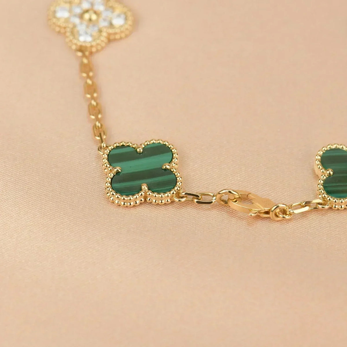 [OrnoraJewelry] CLOVER 5 MOTIF MALACHITE BRACELET COLLECTION