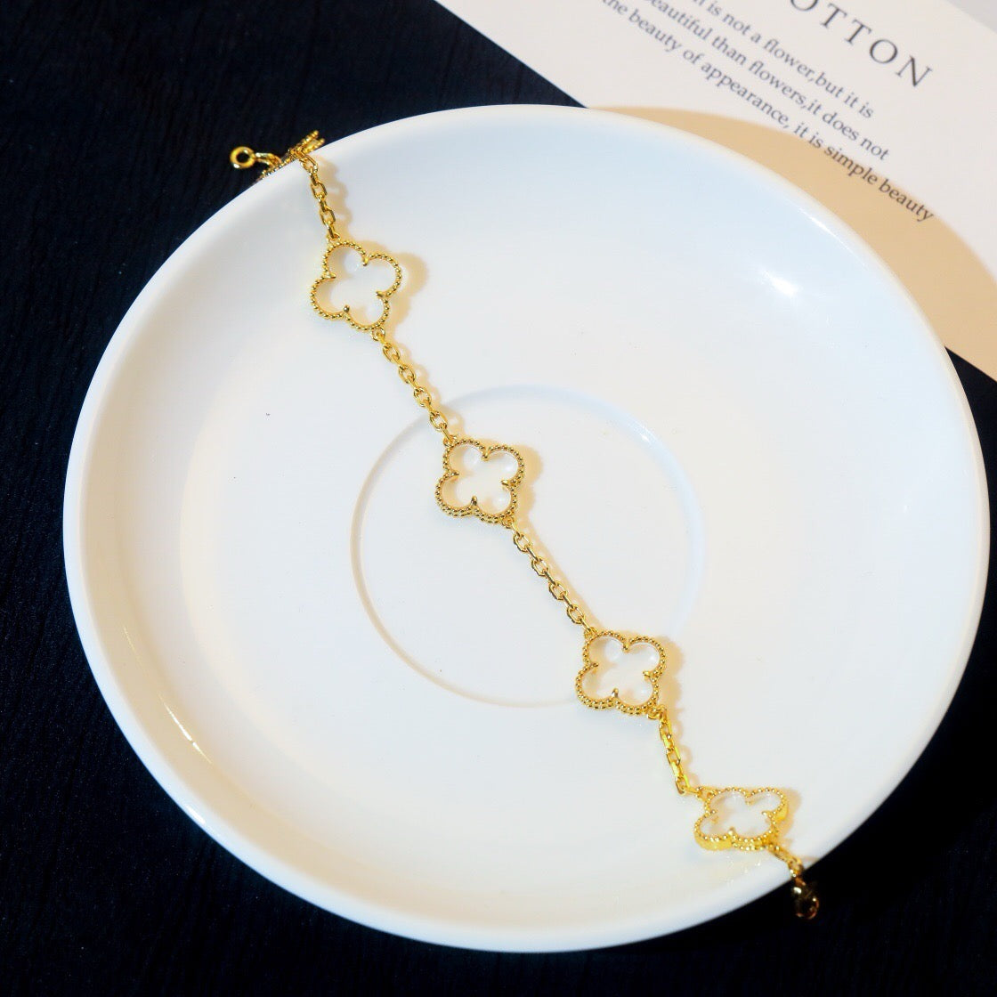 [OrnoraJewelry]CLOVER 5 MOTIF ROCK CRYSTAL BRACELET