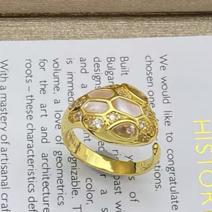 [OrnoraJewelry]BRAND NEW ASSORTED SNAKE HEAD MOTHER OF PEARL RINGS