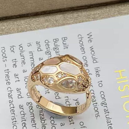 [OrnoraJewelry]BRAND NEW ASSORTED SNAKE HEAD MOTHER OF PEARL RINGS