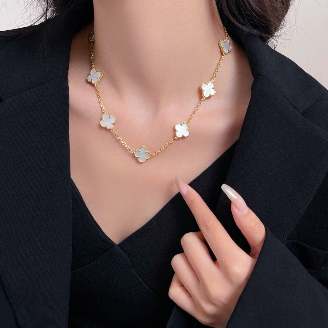 [OrnoraJewelry]CLOVER 10 MOTIFS WHITE MOTHER OF PEARL NECKLACE