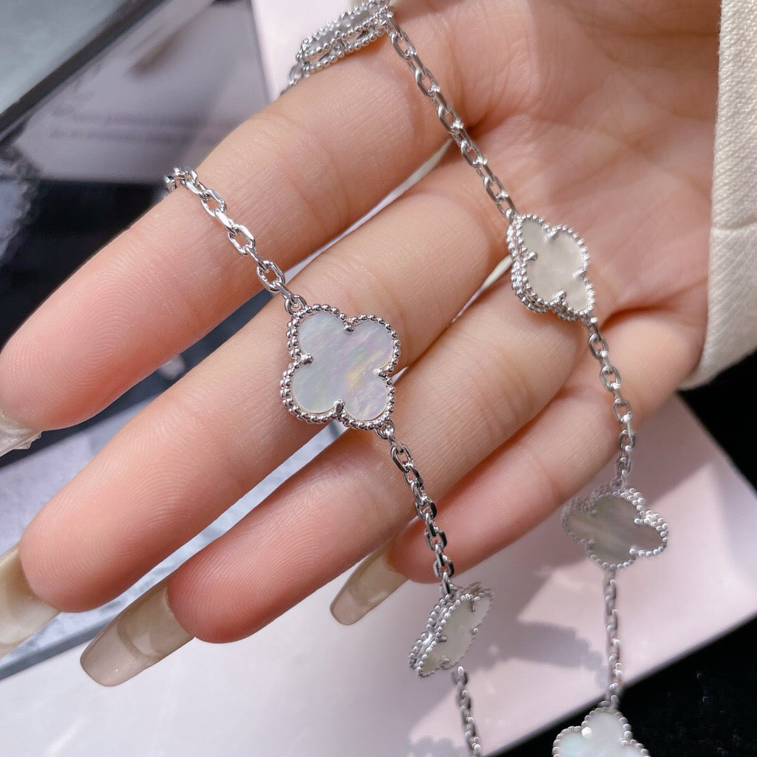 [OrnoraJewelry]CLOVER 10 MOTIFS WHITE MOTHER OF PEARL NECKLACE