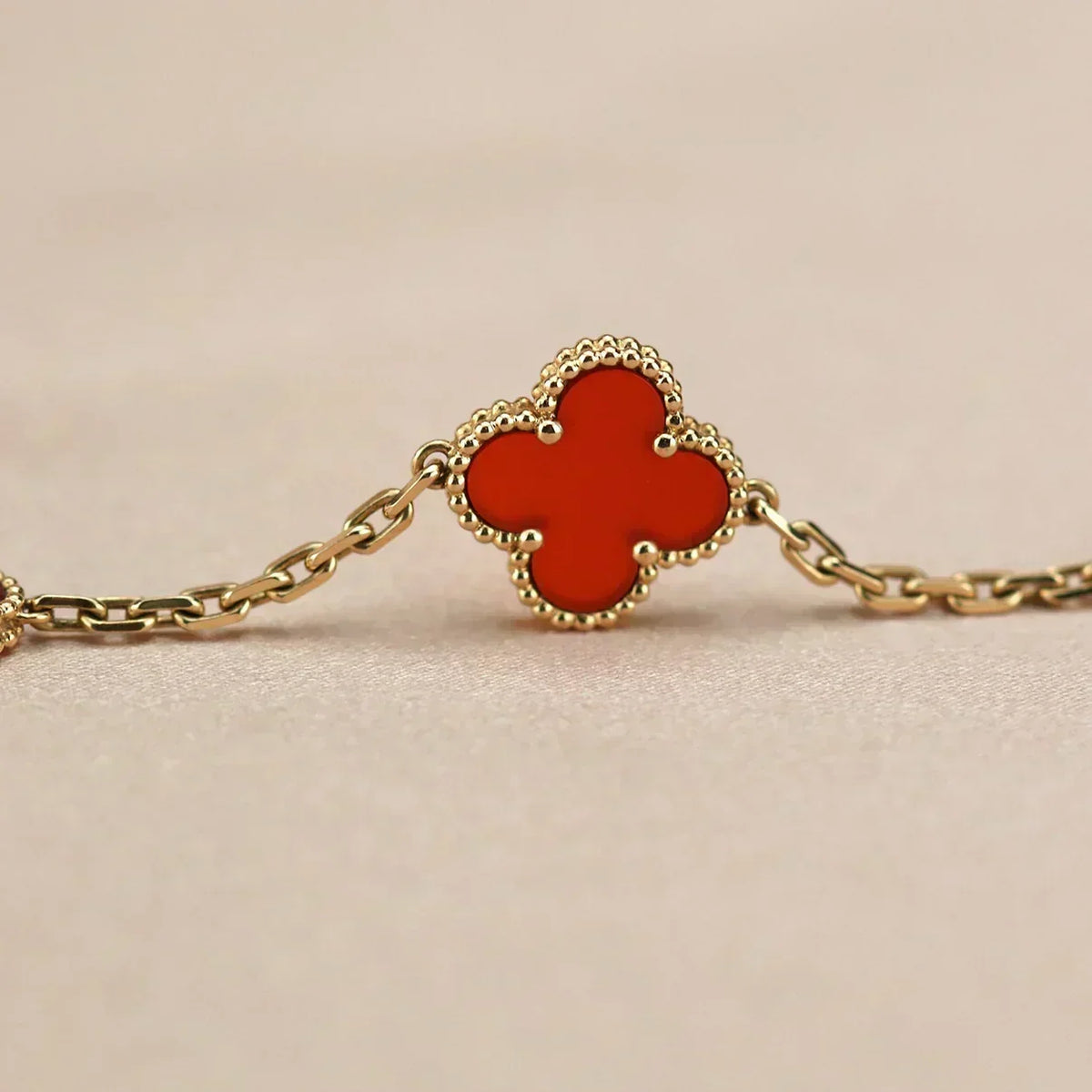 [OrnoraJewelry] CLOVER 5 MOTIF RED CORNELIAN BRACELET COLLECTION