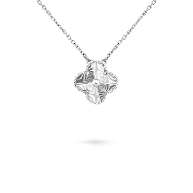 [OrnoraJewelry]CLOVER 15MM LASER NECKLACE SILVER
