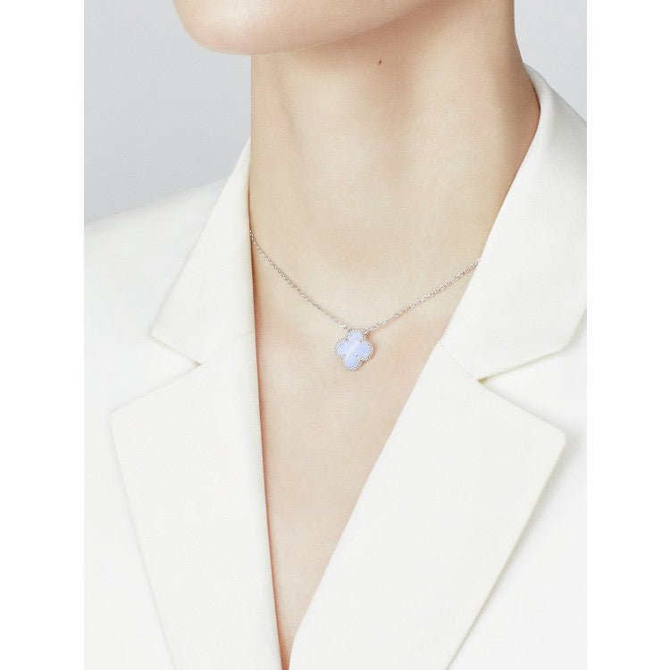 [OrnoraJewelry]CLOVER 15MM BLUE CHALCEDONY NECKLACE SILVER