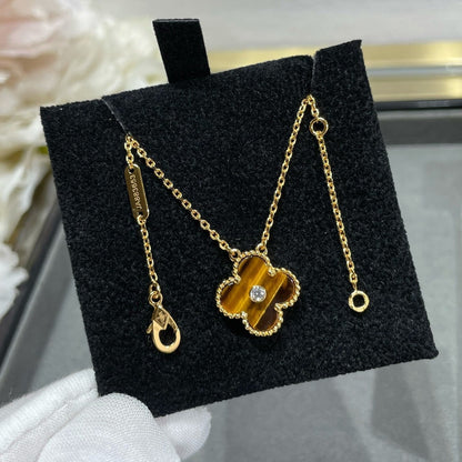 [OrnoraJewelry]CLOVER 15MM DIAMOND AND YELLOW TIGER'S EYE AGATE necklace