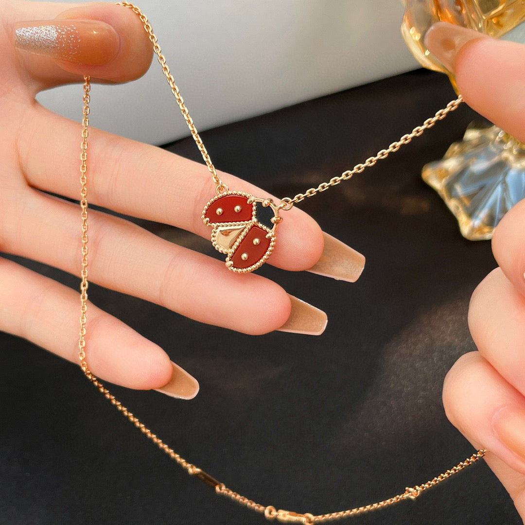 [OrnoraJewelry]LUCKY  CARNELIANS LADYBUG NECKLACE
