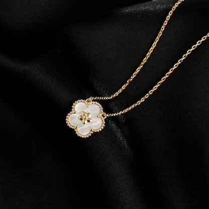 [OrnoraJewelry]LUCKY  WHITE MOP  PLUM BLOSSOM NECKLACE