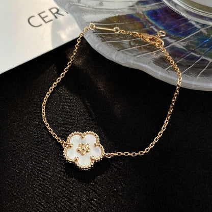 [OrnoraJewelry]LUCKY WHITE MOP PLUM BLOSSOM  BRACELET