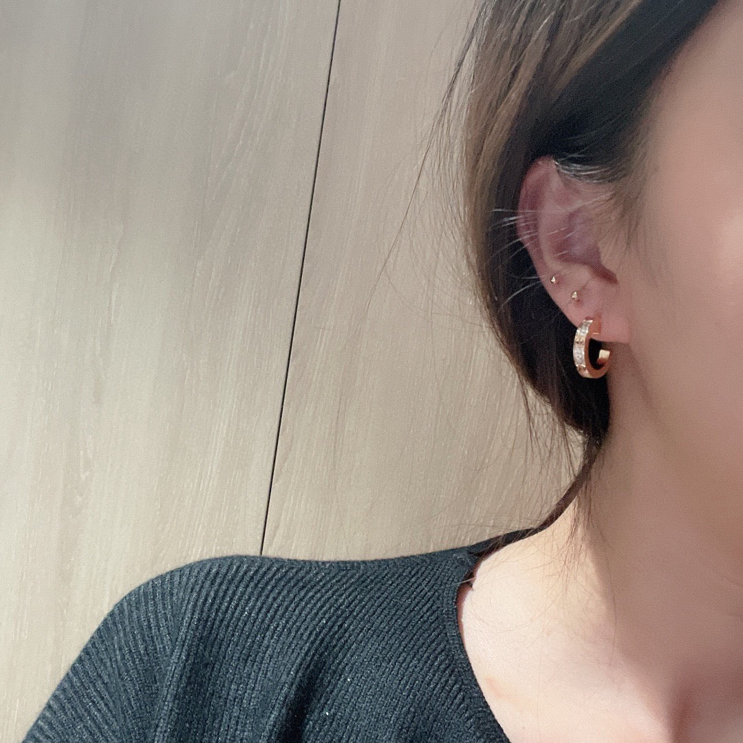 [OrnoraJewelry]LOVE 5.5MM DIAMOND PAVED EARRINGS