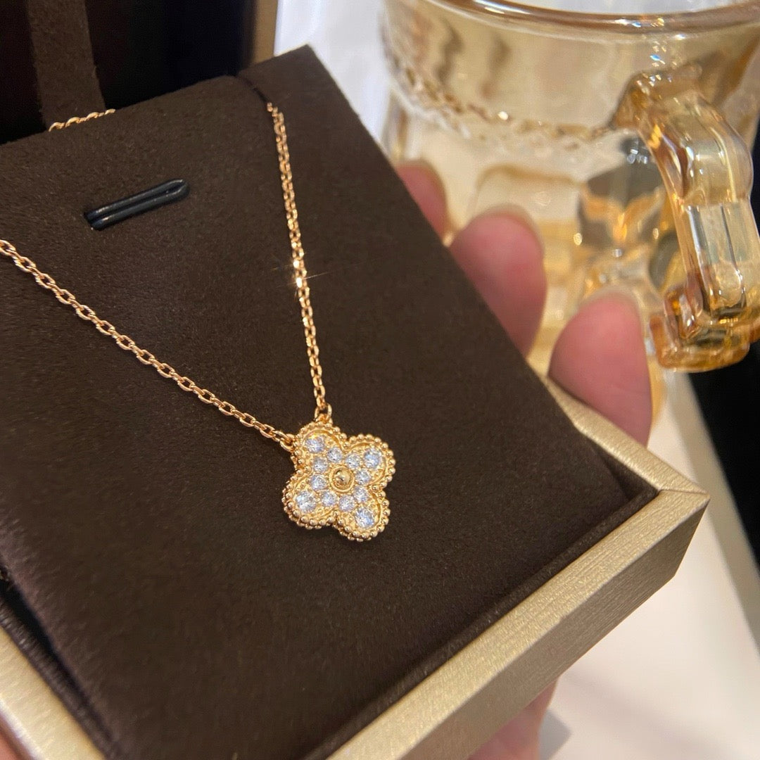 [OrnoraJewelry]CLOVER 15MM DIAMOND SINGLE FLOWER NECKLACE