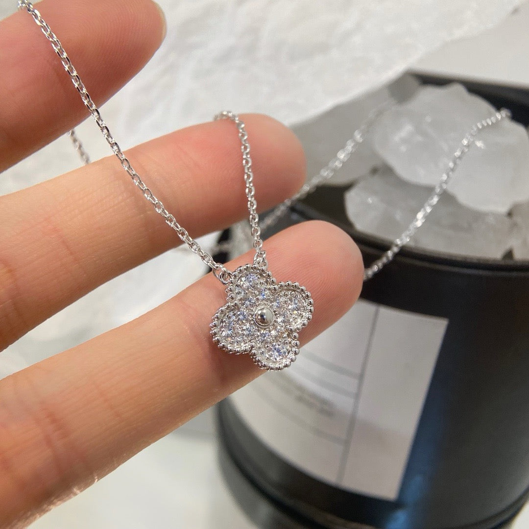 [OrnoraJewelry]CLOVER 15MM DIAMOND SINGLE FLOWER NECKLACE