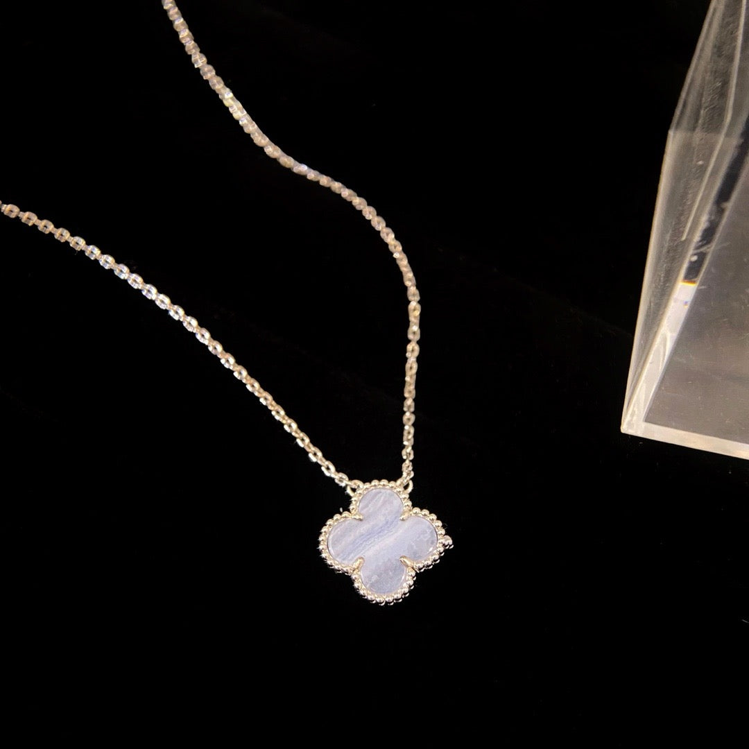 [OrnoraJewelry]CLOVER 15MM BLUE CHALCEDONY NECKLACE SILVER