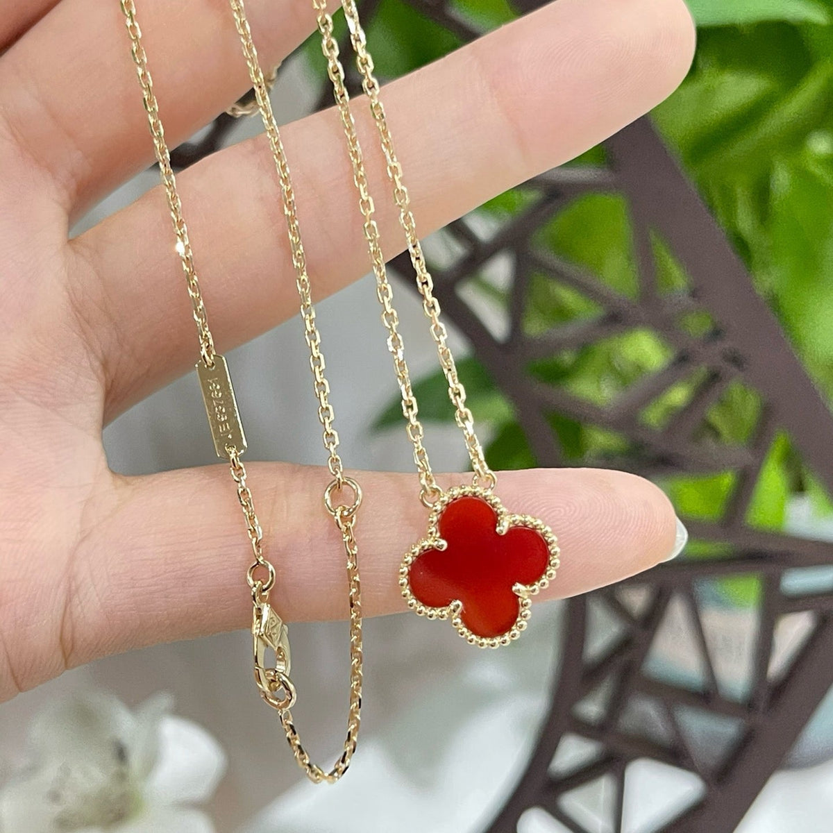 [OrnoraJewelry]CLOVER 15MM CARNELIAN SINGLE FLOWER NECKLACE