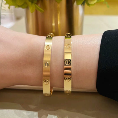 [OrnoraJewelry]LOVE BRACELET 6.1MM BRUSHED