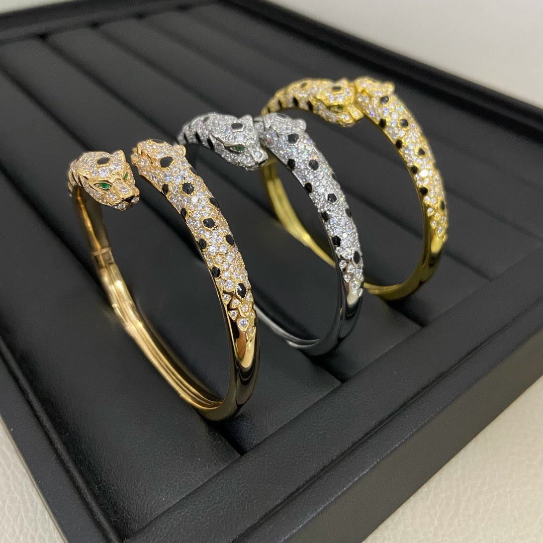 [OrnoraJewelry]PANTHERE DOUBLE HEADED HALF DIAMOND OPEN BRACELET