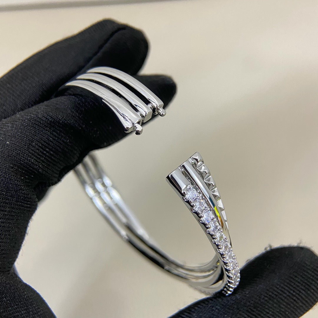 [OrnoraJewelry]ETINCELLE HALF-PAVED DIAMOND BRACELET