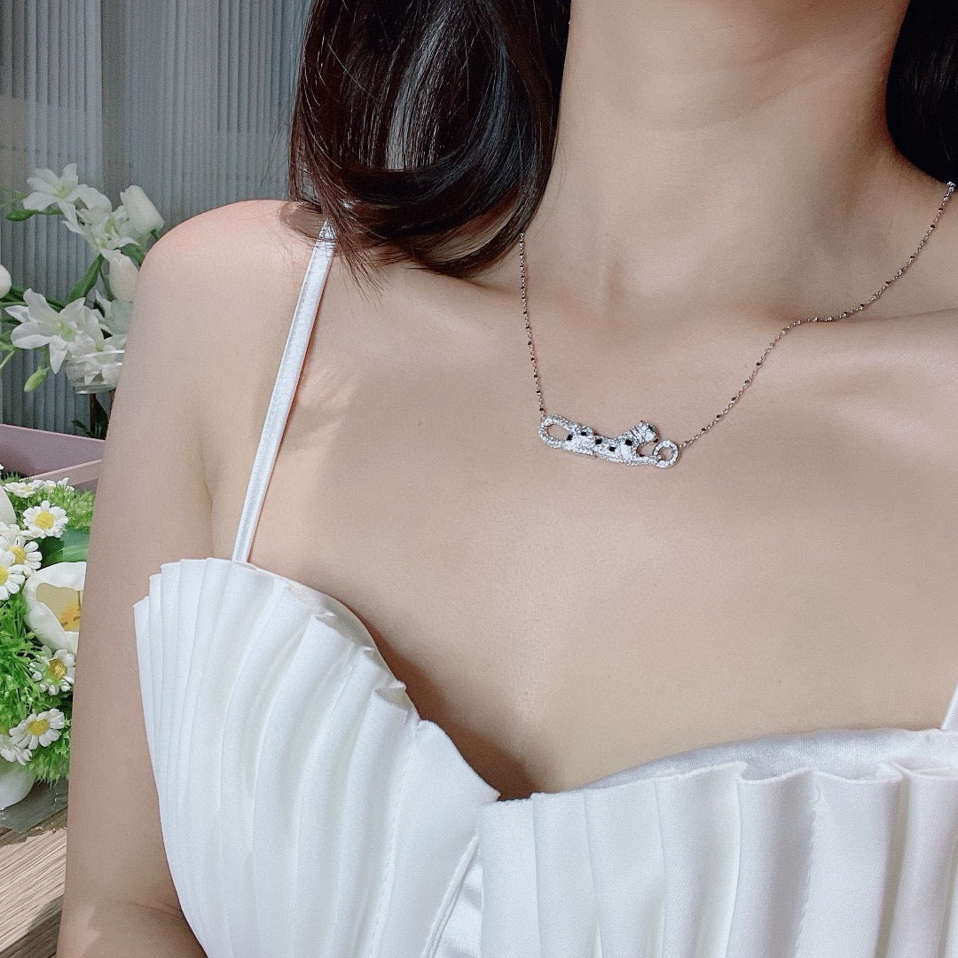[OrnoraJewelry]PANTHERE PAVED DIAMOND NECKLACE