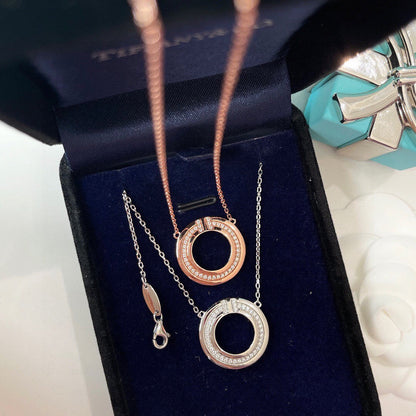 [Ornora Jewelry]DIAMOND AND MOTHER OF PEARL CIRCLE PENDANT