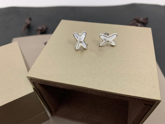 [OrnoraJewelry]JEUX DE WHITE MOP SILVER DIAMOND EARRINGS