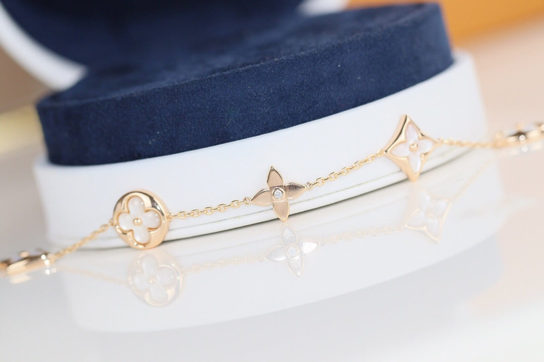 [OrnoraJewelry]LEAF CLOVER BRACELET