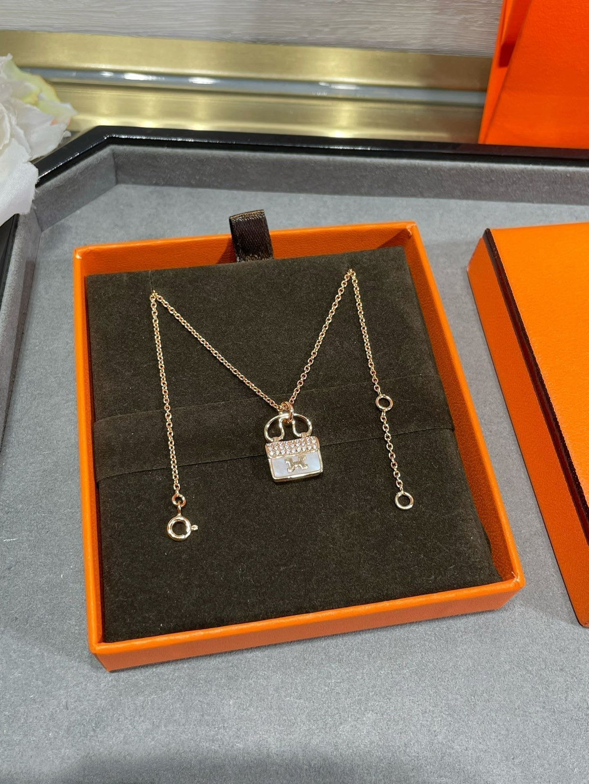 [OrnoraJewelry]H CIRCE MOISSANITE PENDANT NECKLACE GOLD