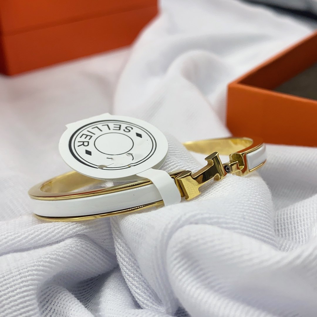[OrnoraJewelry]CLASSIC HM CLIC WHITE 8MM ENAMEL BRACELET