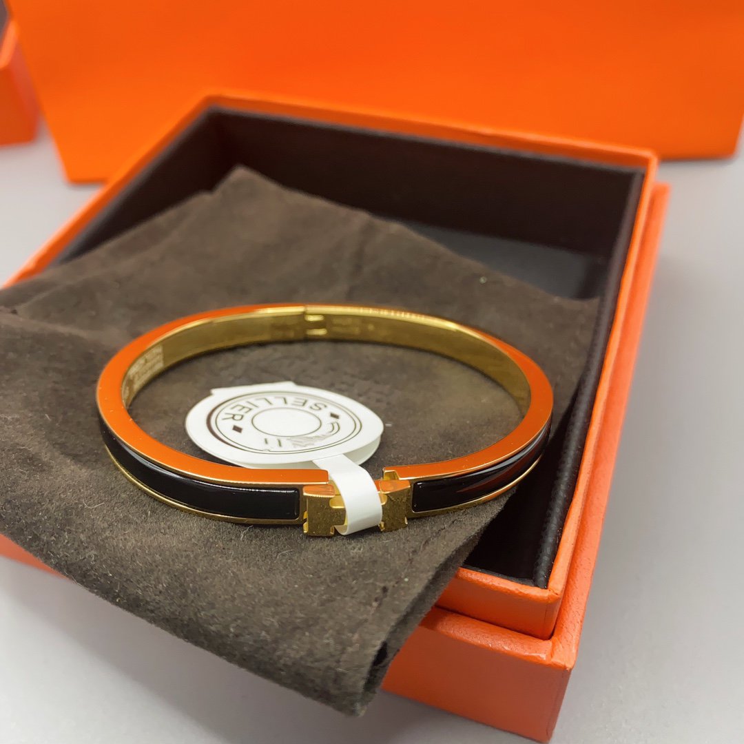 [OrnoraJewelry]CLASSIC HM CLIC BLACK 8MM ENAMEL BRACELET