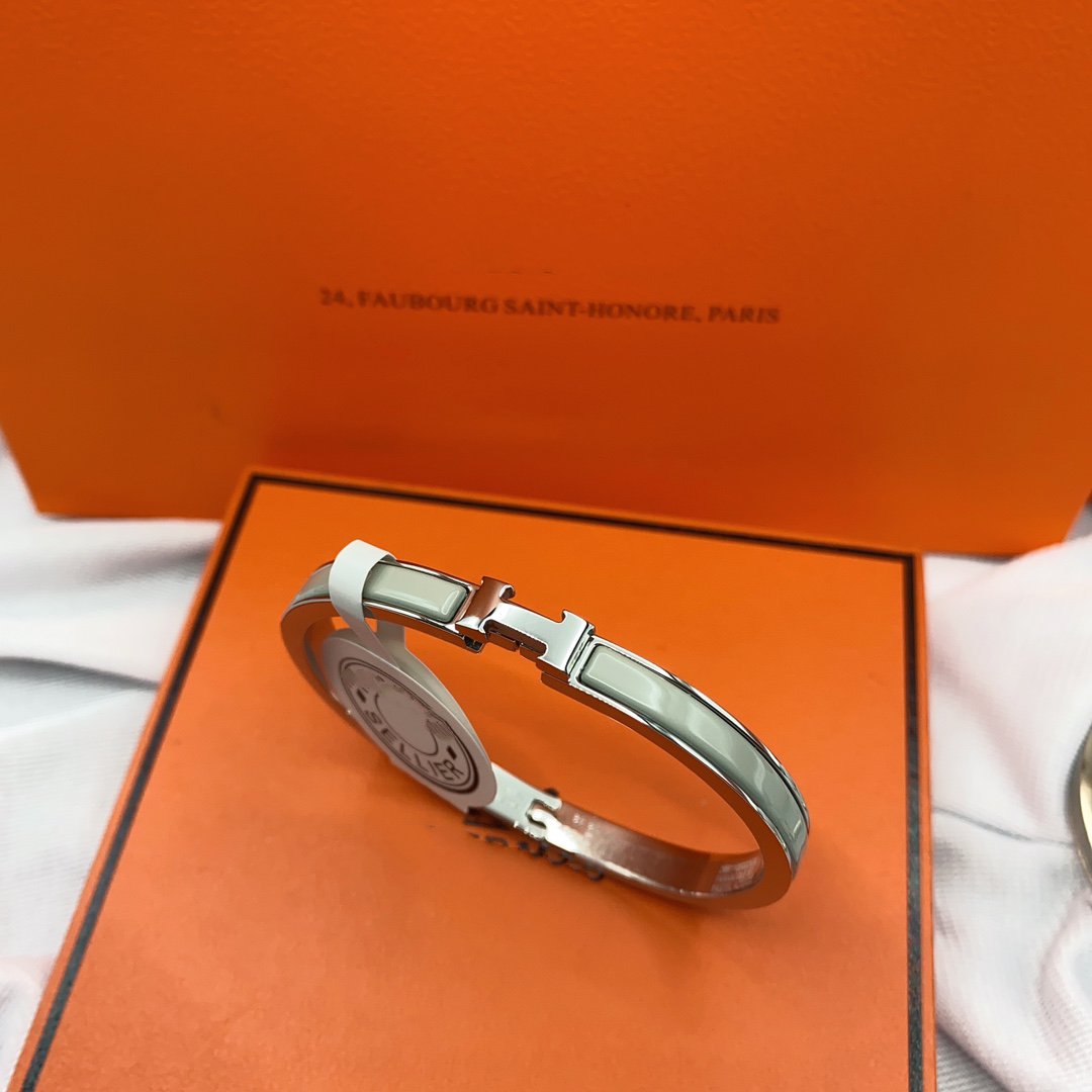 [OrnoraJewelry]CLASSIC HM CLIC GREEN 8MM ENAMEL BRACELET