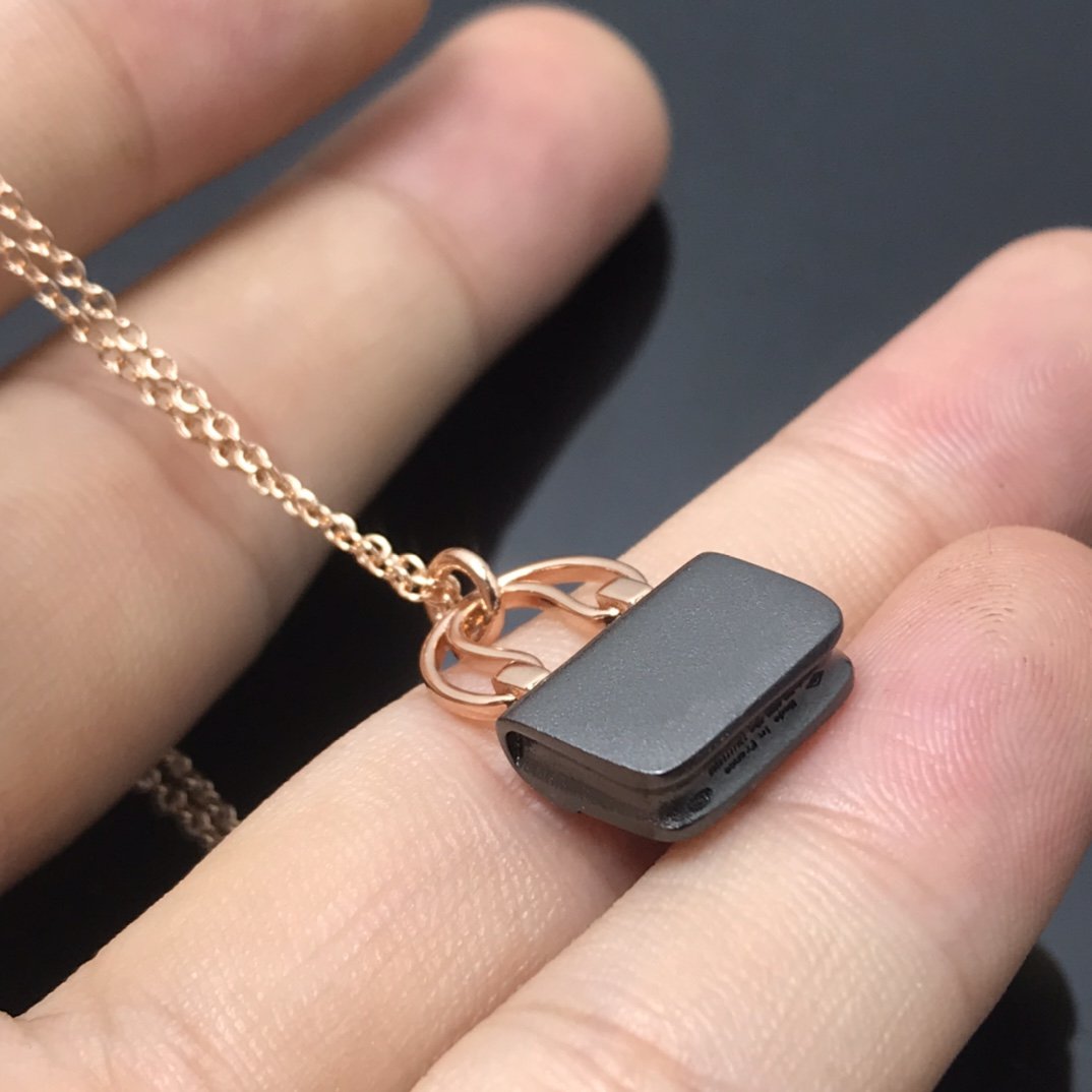 [OrnoraJewelry]WOMEN'S HM AMULETTES CONSTANCE PENDANT NECKLACE