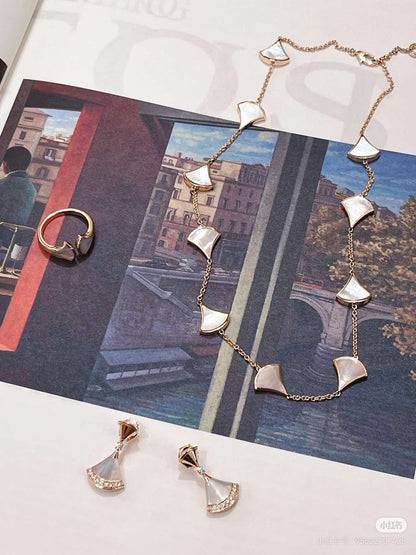 [OrnoraJewelry]BVLGARI 10-Motif White Mother-of-Pearl Necklace