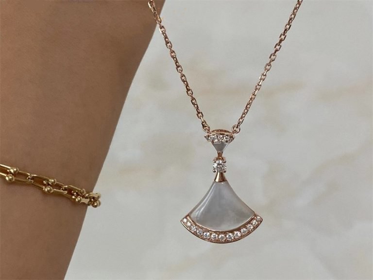 [OrnoraJewelry]DREAM NECKLACE MOP PINK GOLD DIAMOND