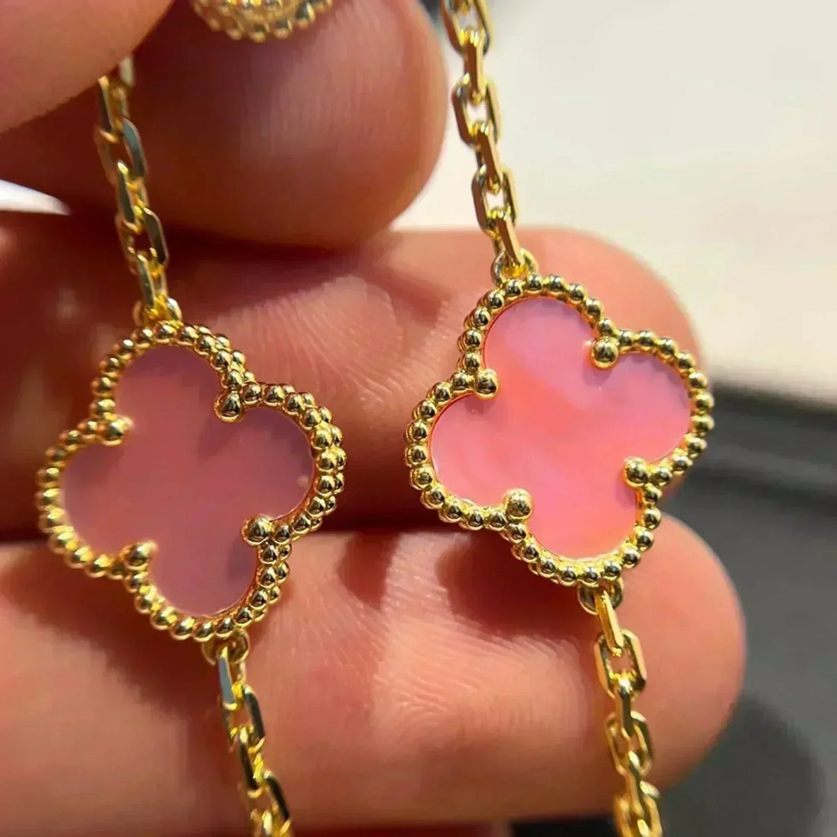 [OrnoraJewelry] CLOVER 5 MOTIFS  PINK MOP BRACELET COLLECTION