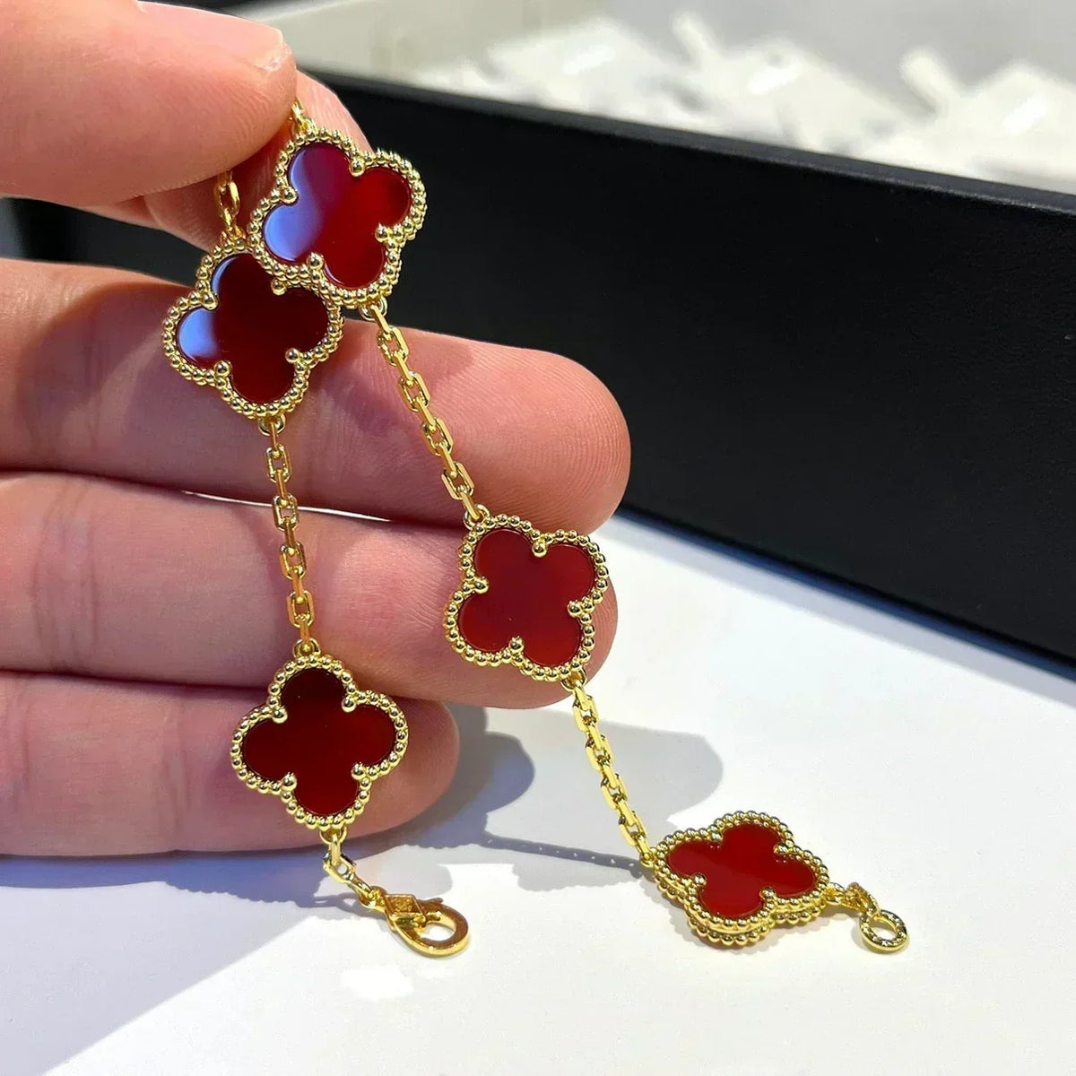 [OrnoraJewelry] CLOVER 5 MOTIF RED CORNELIAN BRACELET COLLECTION