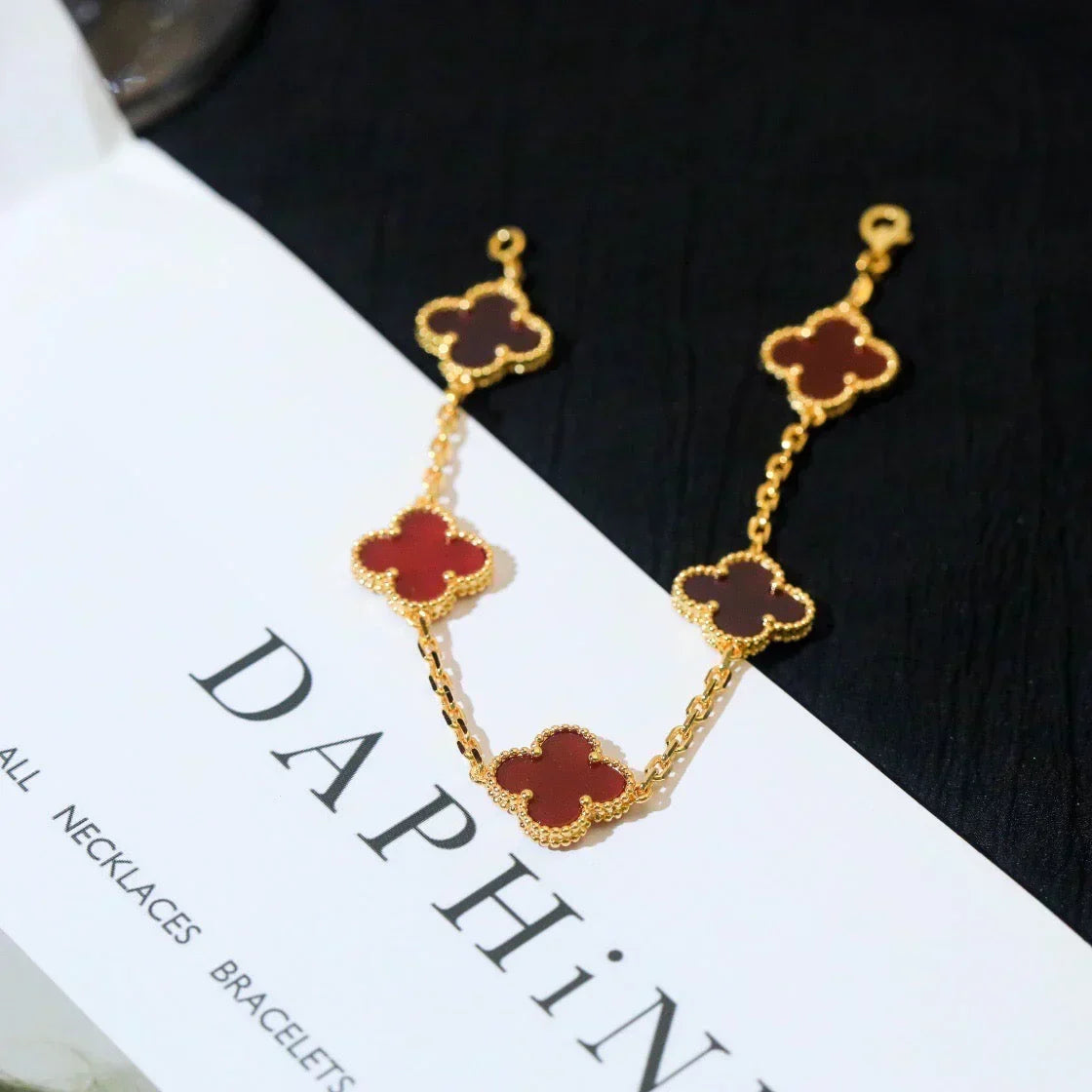 [OrnoraJewelry] CLOVER 5 MOTIF RED CORNELIAN BRACELET COLLECTION