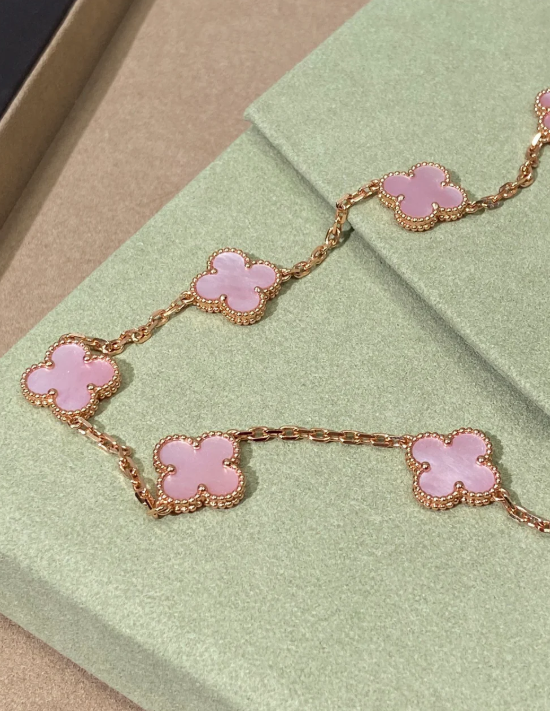 [OrnoraJewelry Jewellery] Pink Necklace with Ten Clover Designs