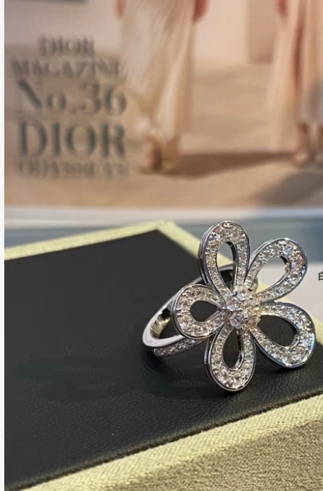 [OrnoraJewelry]Flowerlace Diamond Ring