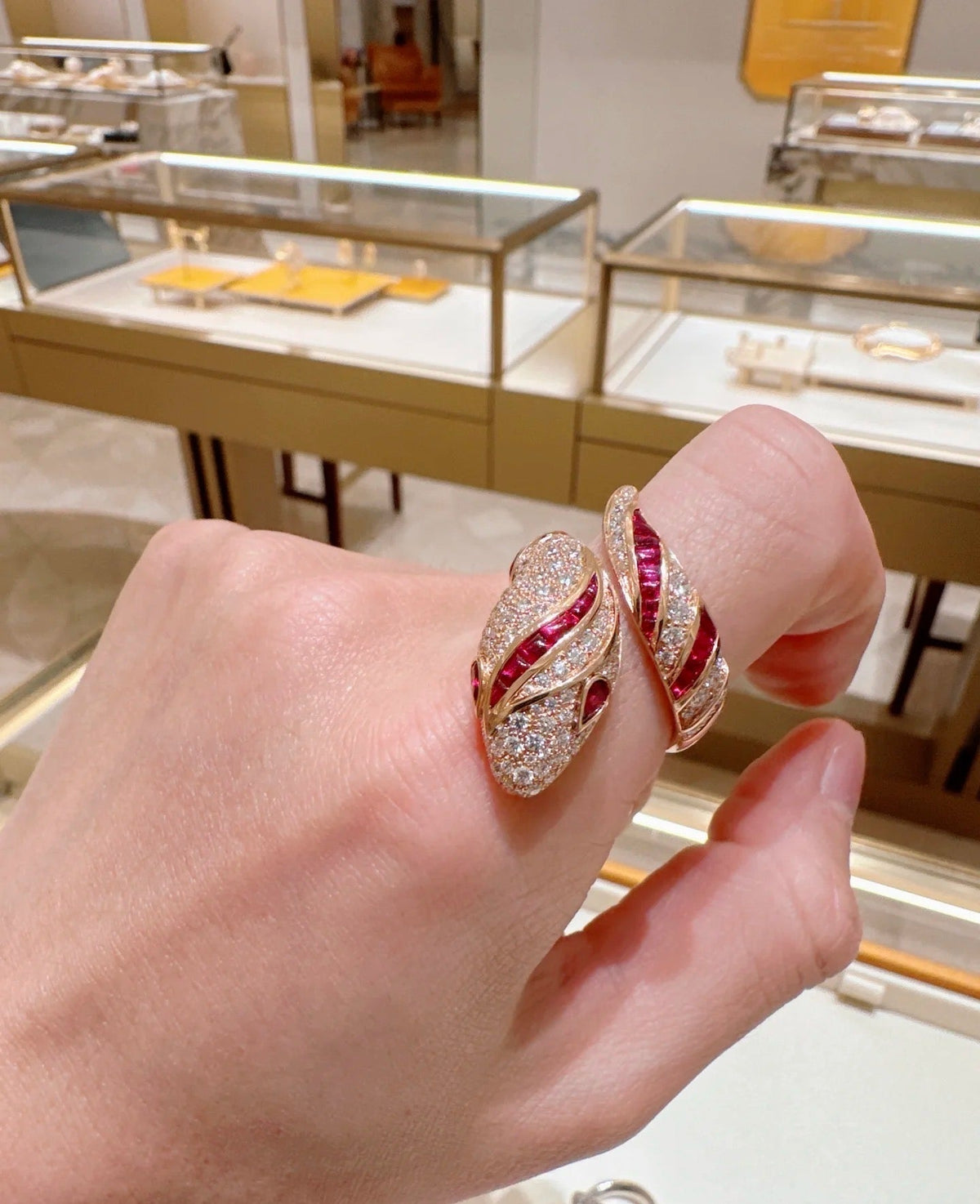 [OrnoraJewelry]BRAND NEW LUXURY RED SNAKE RING