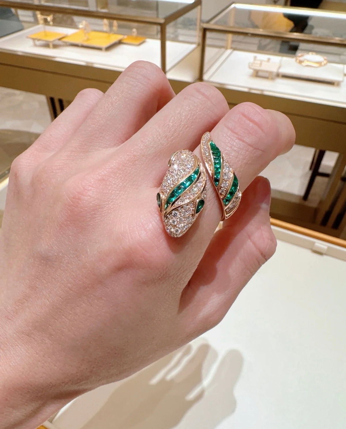 [OrnoraJewelry]BRAND NEW LUXURY GREEN SNAKE RING