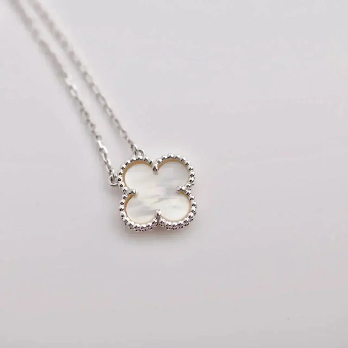 [OrnoraJewelry]CLOVER  15MM WHITE MOTHER-OF-PEARL SILVER
