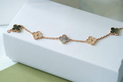 [OrnoraJewelry] CLOVER 5 MOTIF GRAY MOP BRACELET COLLECTION