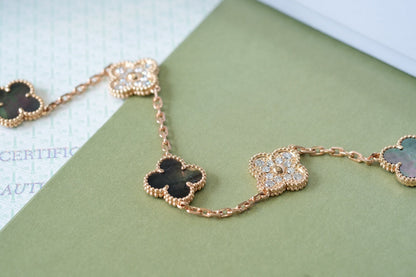 [OrnoraJewelry] CLOVER 5 MOTIF GRAY MOP BRACELET COLLECTION