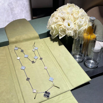 [OrnoraJewelry]DETACHABLE CLOVER 15(11+4) FLOWER SILVER NECKLACE SET
