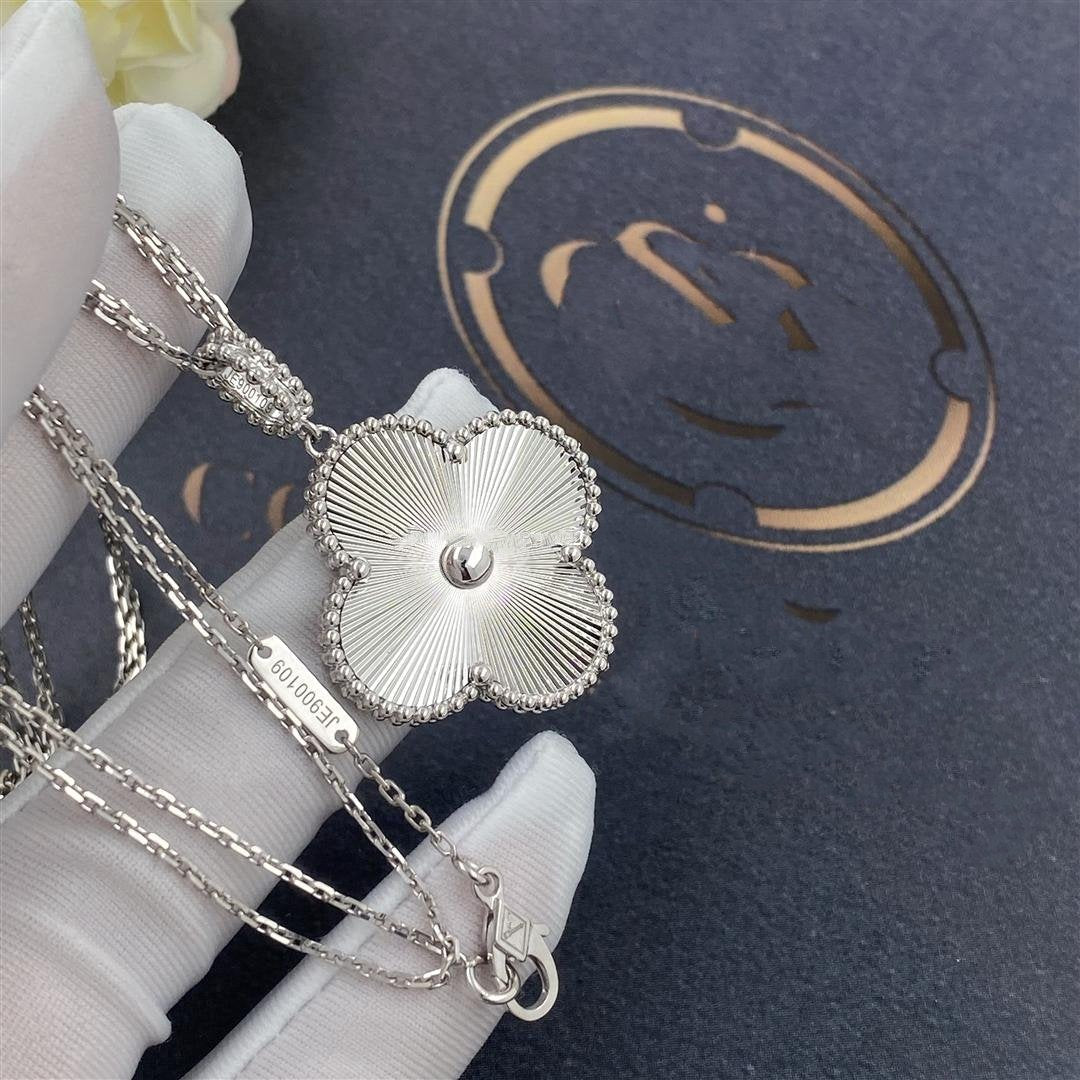 [OrnoraJewelry]CLOVER 25MM SILVER BIG CLOVER NECKLACE