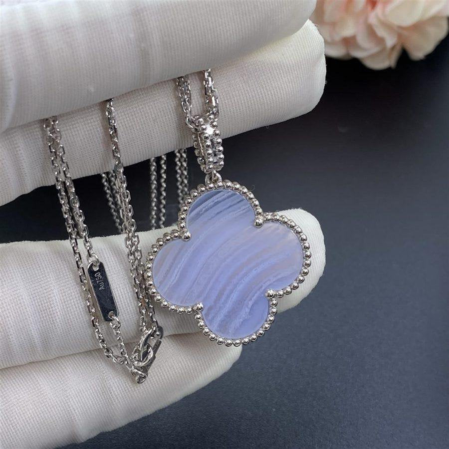 [OrnoraJewelry]CLOVER SILVER CHALCEDONY BIG CLOVER NECKLACE