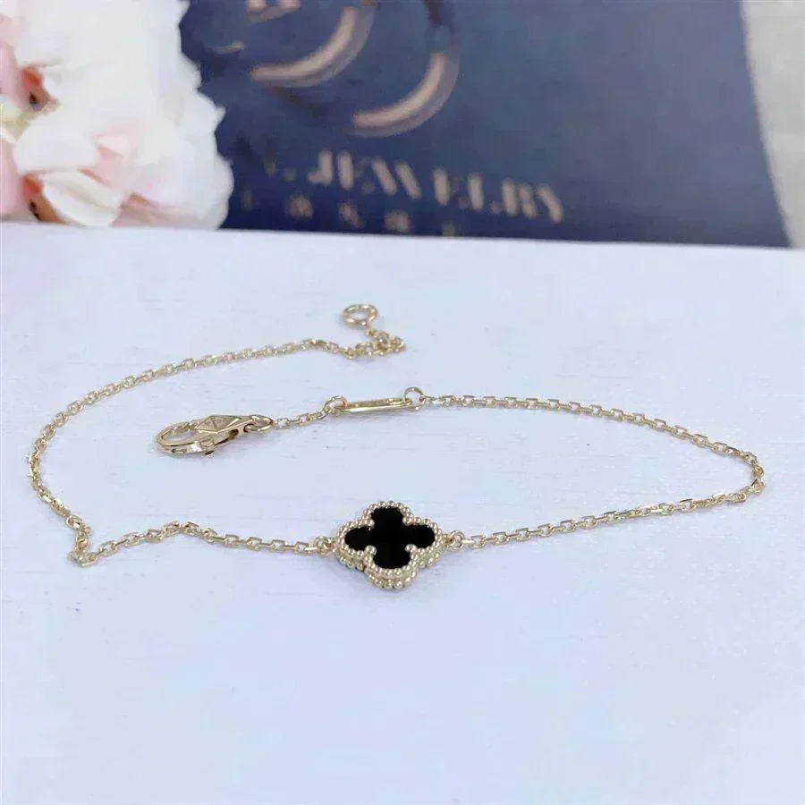 [OrnoraJewelry]CLOVER ONYX SINGLE FLOWER BRACELET
