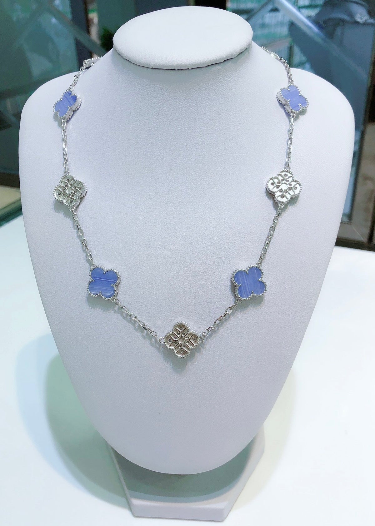 [OrnoraJewelry]CLOVER 10 MOTIFS CHALCEDONY DIAMONDS SILVER NECKLACE