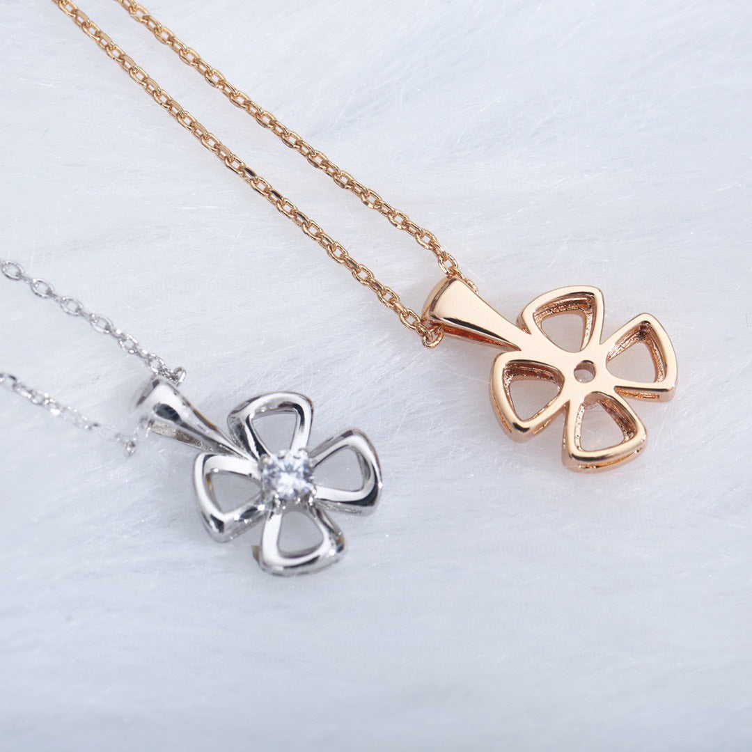 [OrnoraJewelry]FIOREVER NECKLACE DIAMOND CENTER